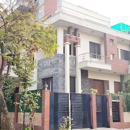 Angel Nri B&B Greater Noida Bagian luar foto